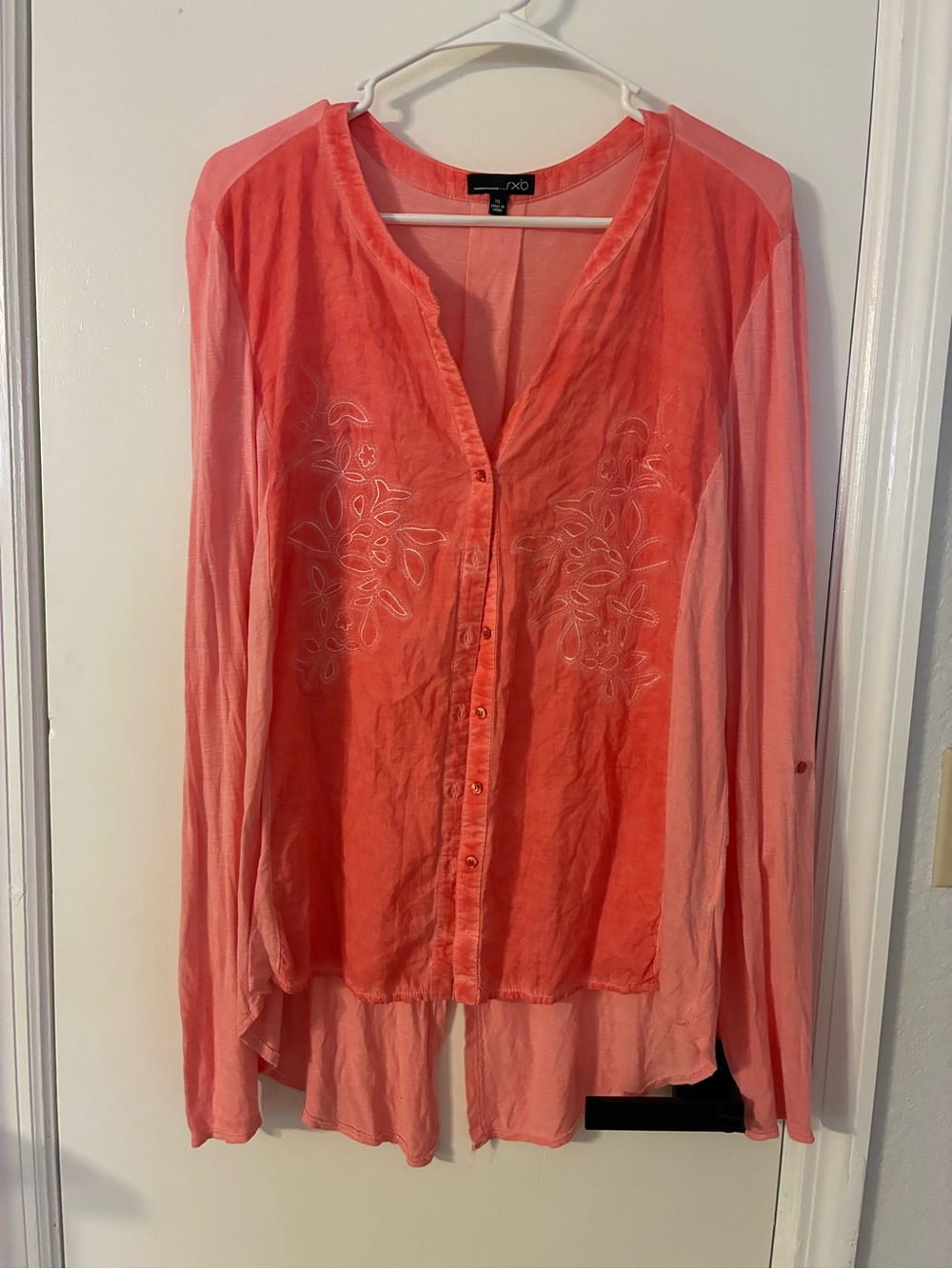 rxb Coral/Pink Button-Front Embroidered Hi-lo Blouse